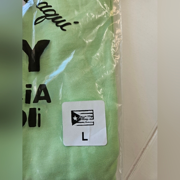 La Residencia Bad Bunny Pava Shirt - Picture 5 of 5